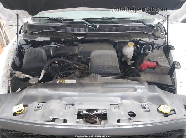 1C6RR7KG4JS293141 2018 RAM 1500 White Հետևի տեսք