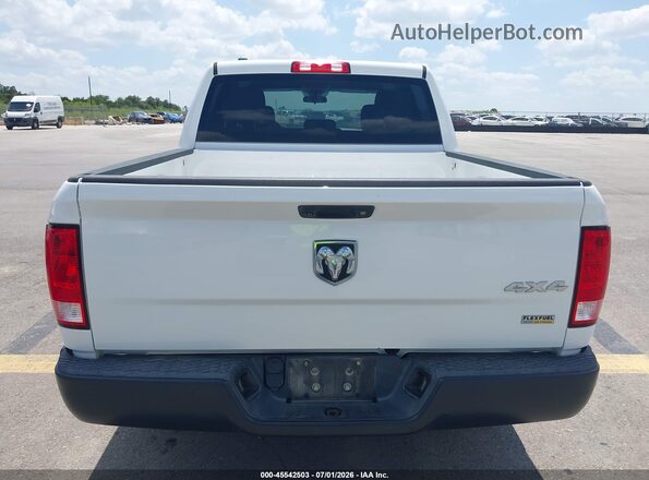 1C6RR7KG5JS181433 2018 RAM 1500 Белый 