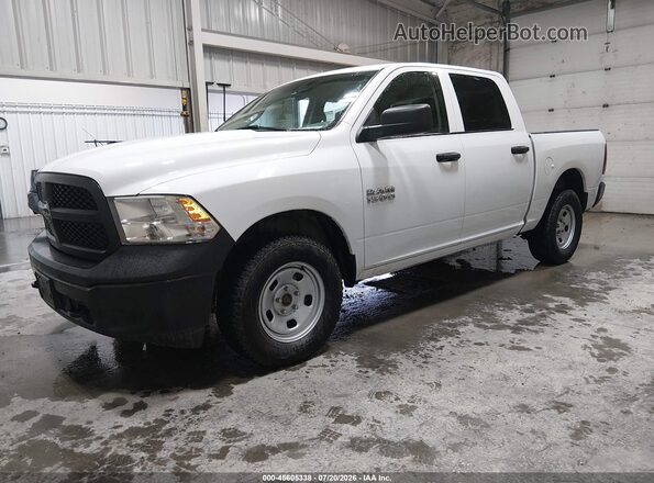 1C6RR7KG7JS300499 2018 RAM 1500 White Передня ліва чверть