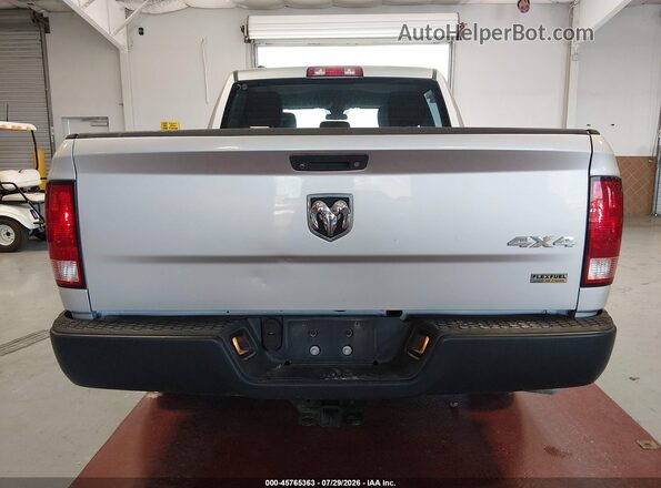 1C6RR7KGXJS154227 2018 RAM 1500 Silver 