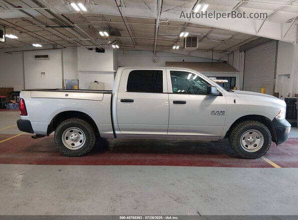 1C6RR7KGXJS154227 2018 RAM 1500 Silver 