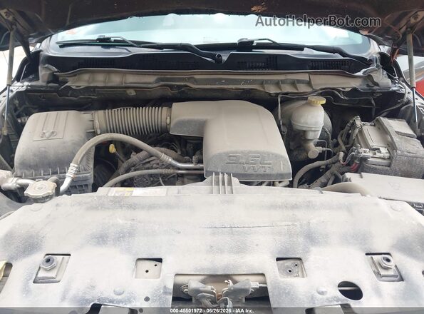 1C6RR7KGXJS306734 2018 RAM 1500 Gray Vista trasera