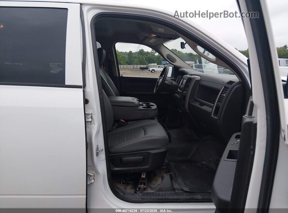1C6RR7KGXJS319001 2018 RAM 1500 White Front interior view