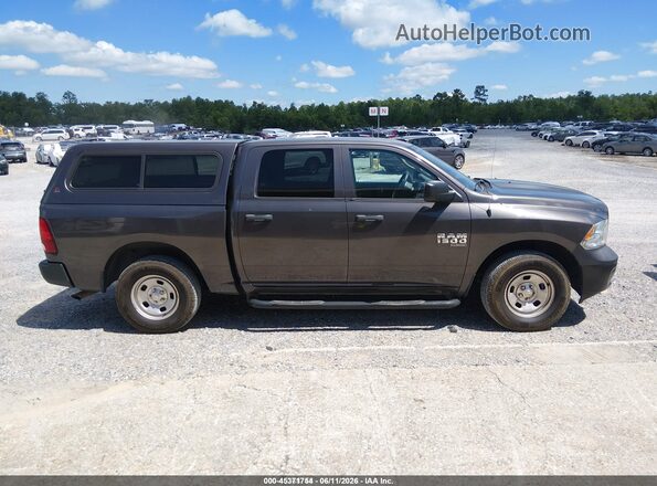 1C6RR7KGXLS153453 2020 RAM 1500 CLASSIC Gray Widok wnętrza z tyłu
