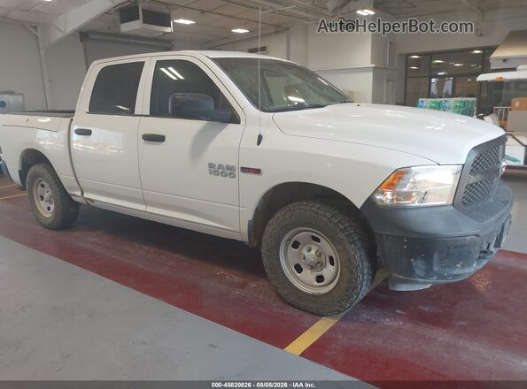 1C6RR7KM3HS763577 2017 RAM 1500 White Widok wnętrza z tyłu