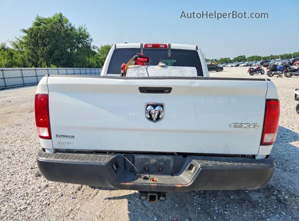 1C6RR7KT1GS223358 2016 RAM 1500 White Հետևի տեսք
