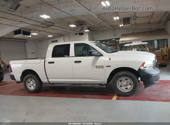 1C6RR7KT4JS318939 2018 RAM 1500 White 