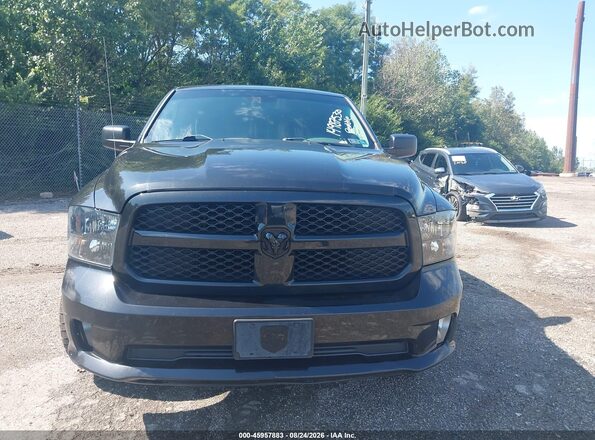 1C6RR7KTXHS690215 2017 RAM 1500 Black Вид задньої частини салону