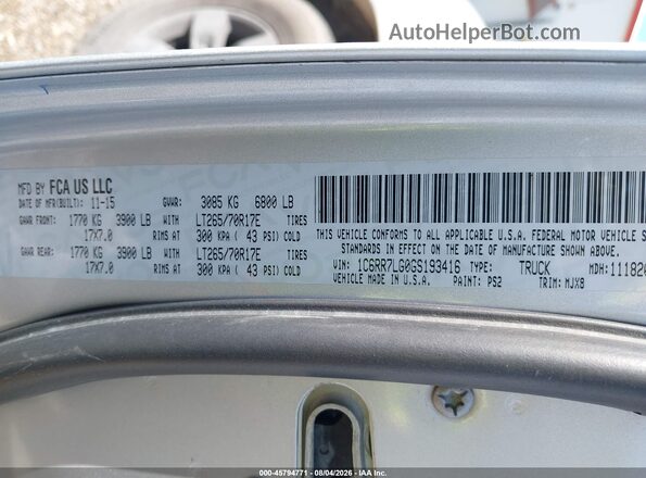 1C6RR7LG0GS193416 2016 RAM 1500 Серебряный Вид подкапотного пространства