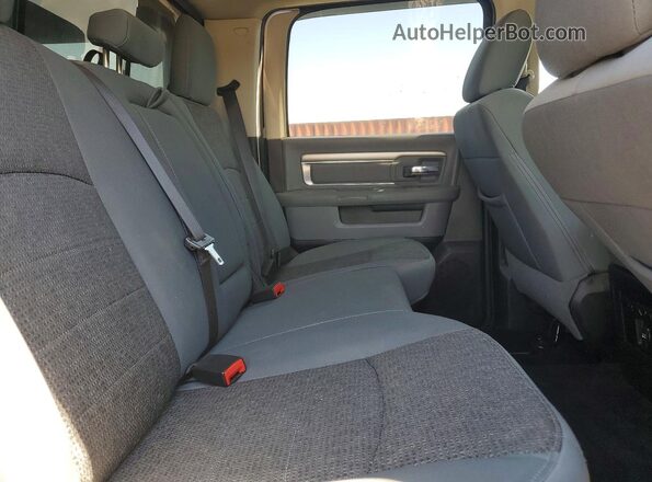 1C6RR7LG0GS409720 2016 RAM 1500 Black Widok tylnych siedzeń