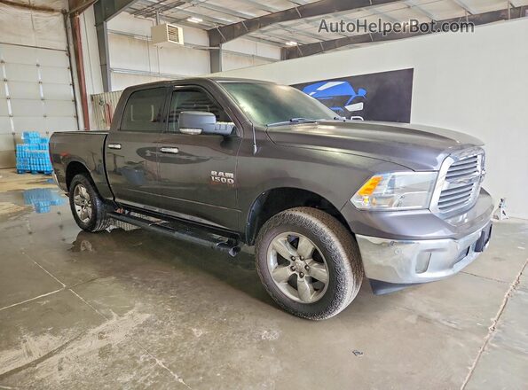 1C6RR7LG3JS222706 2018 RAM 1500 Gray Front right