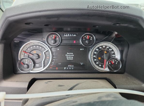 1C6RR7LG3JS222706 2018 RAM 1500 Gray 