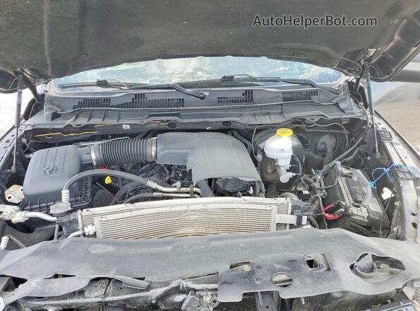 1C6RR7LG3PS580719 2023 RAM 1500 Gray Vista interior trasera