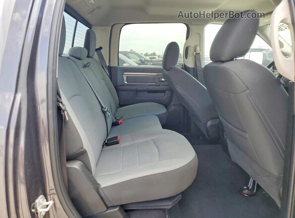 1C6RR7LG3PS580719 2023 RAM 1500 Gray Vista de los asientos traseros