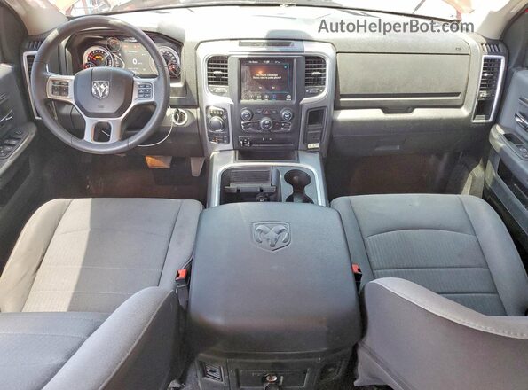 1C6RR7LGXPS566235 2023 RAM 1500 Red წინა პანელის ხედი