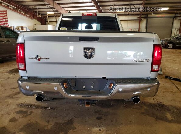 1C6RR7LM0HS880645 2017 RAM 1500 Silver Widok z tyłu