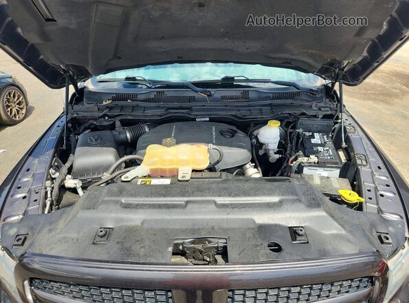 1C6RR7LM3JS298500 2018 RAM 1500 Gray Rear interior view