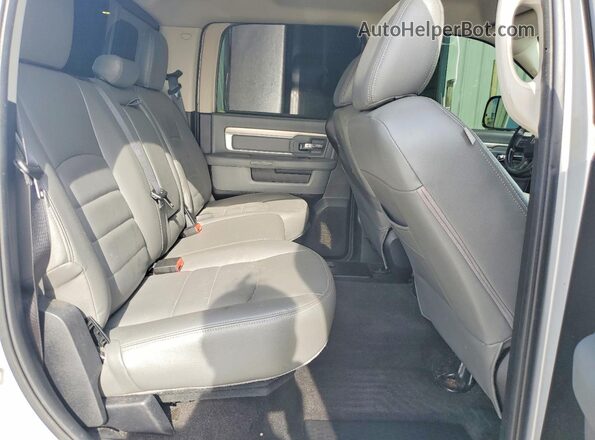 1C6RR7LM8GS213286 2016 RAM 1500 Silver Vista de los asientos traseros