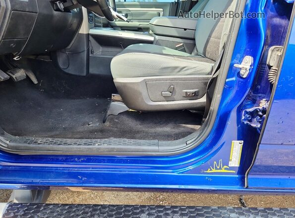 1C6RR7LM9HS519480 2017 RAM 1500 Blue VIN կոդի պիտակի տեսք