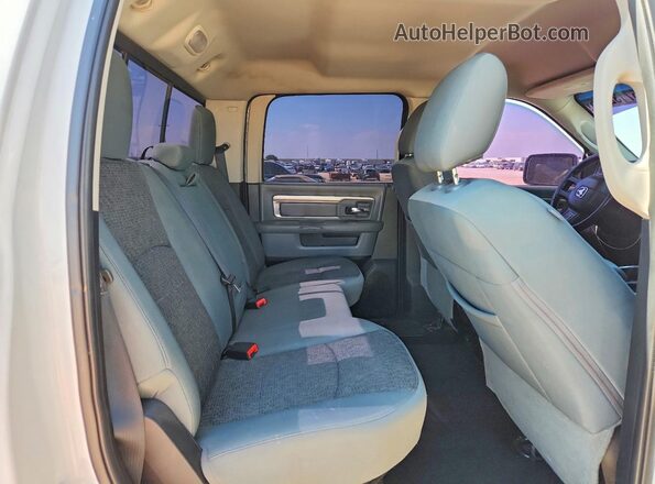 1C6RR7LT0GS344557 2016 RAM 1500 White Հետևի նստատեղերի տեսք