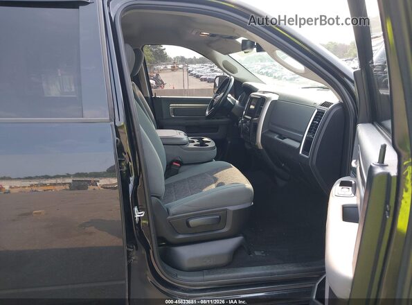 1C6RR7LT0JS285890 2018 RAM 1500 Black Սալոնի դիմացի տեսք