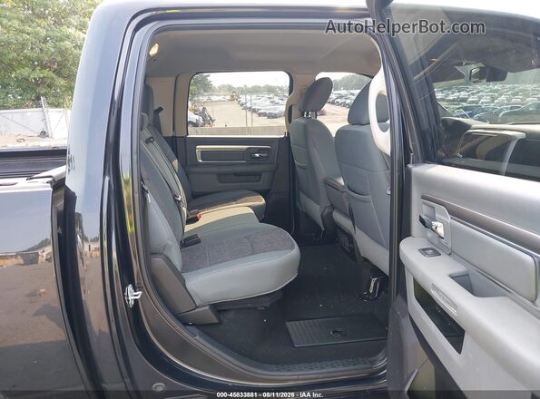 1C6RR7LT0JS285890 2018 RAM 1500 Black VIN կոդի պիտակի տեսք