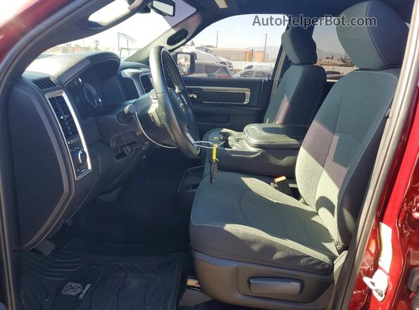 1C6RR7LT2NS165661 2022 RAM 1500 Бордовый Вид салона спереди