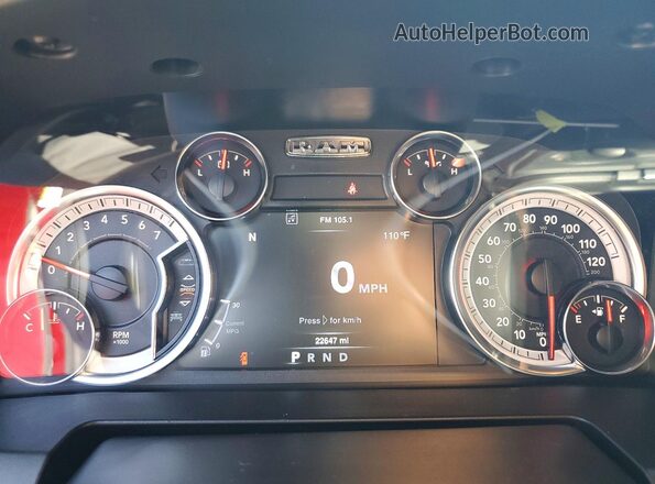 1C6RR7LT2NS165661 2022 RAM 1500 Бордовый Вид щитка приборов