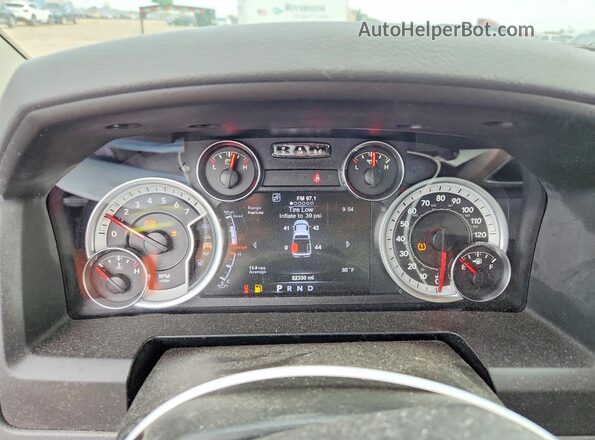 1C6RR7LT3HS830247 2017 RAM 1500 Blue Widok zestawu wskaźników