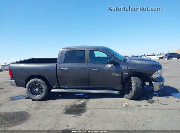 1C6RR7LT3HS844102 2017 RAM 1500 Gray Vista interior trasera