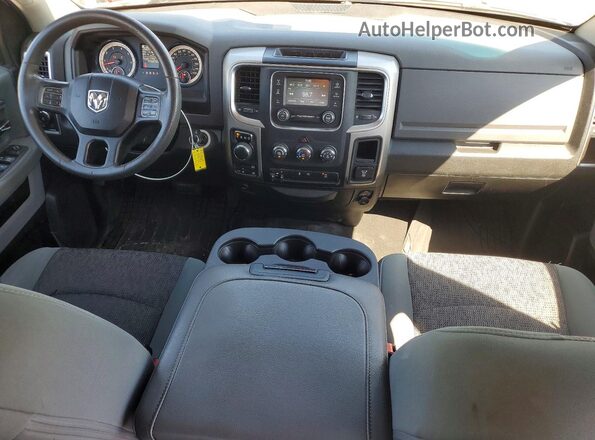 1C6RR7LT3JS300401 2018 RAM 1500 White Dashboard view