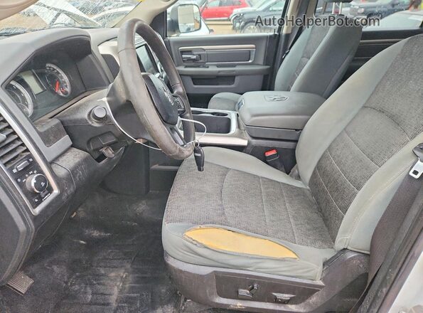 1C6RR7LT4HS580159 2017 RAM 1500 White Вид салону спереду