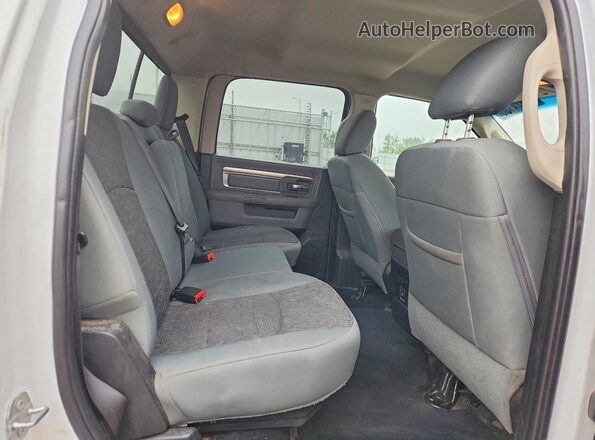 1C6RR7LT4HS580159 2017 RAM 1500 White Вид задніх сидінь