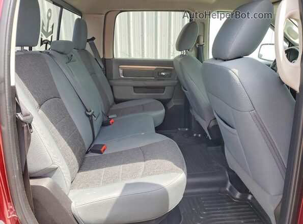 1C6RR7LT5HS571793 2017 RAM 1500 Красный Вид задних сидений