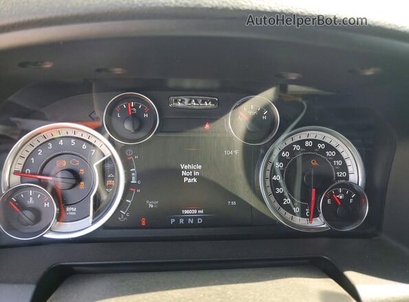 1C6RR7LT6MS568007 2021 RAM 1500 White Widok tylnych siedzeń