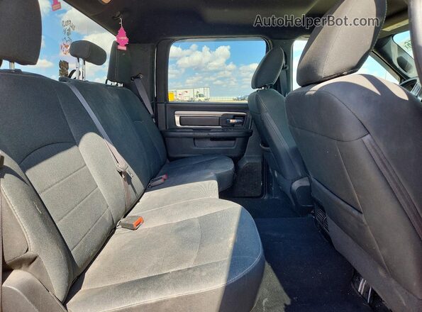 1C6RR7LT6MS568007 2021 RAM 1500 White Widok wnętrza z tyłu