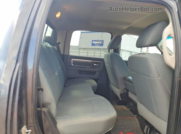 1C6RR7LT7JS295557 2018 RAM 1500 Синий Вид задних сидений