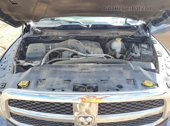 1C6RR7LT7JS295557 2018 RAM 1500 Синий Вид задней части салона