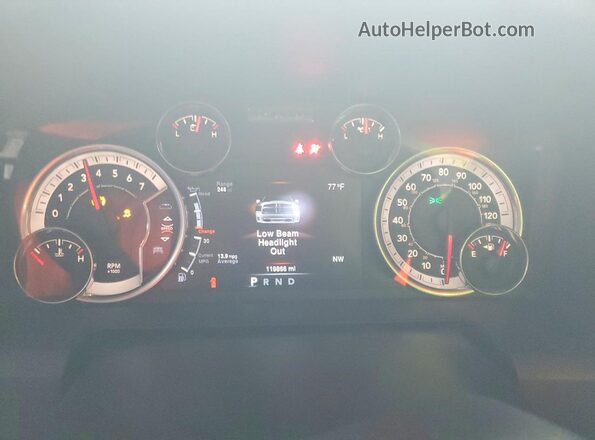 1C6RR7LT8MS516894 2021 RAM 1500 Black Widok zestawu wskaźników