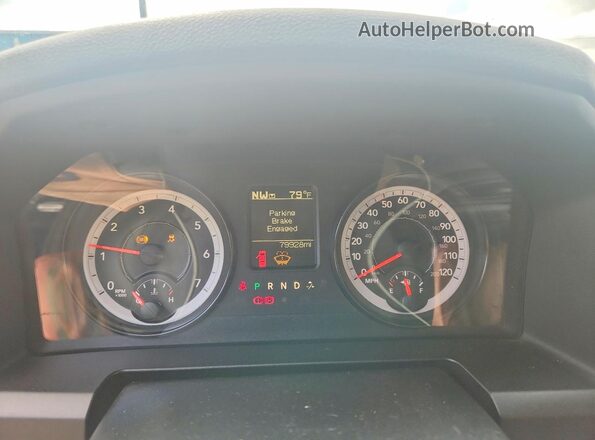 1C6RR7LT9JS107220 2018 RAM 1500 Синий Вид щитка приборов