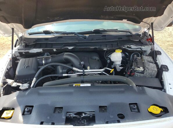 1C6RR7LTXKS526744 2019 RAM 1500 White Սալոնի հետևի տեսք