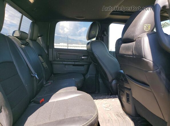 1C6RR7MT1HS767292 2017 RAM 1500 Зеленый Вид задних сидений