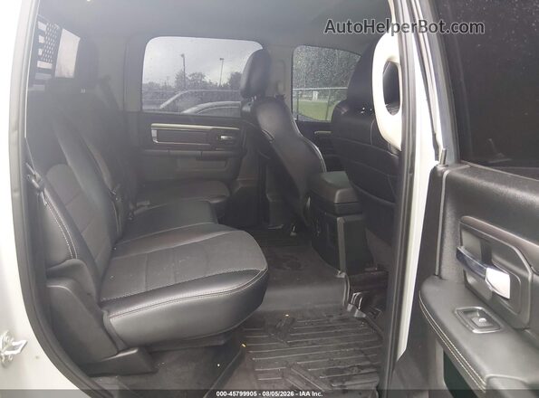 1C6RR7MT4HS811396 2017 RAM 1500 Silver VIN კოდის სტიკერის ხედი