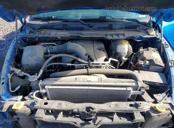 1C6RR7MT5JS182530 2018 RAM 1500 Blue Rear interior view