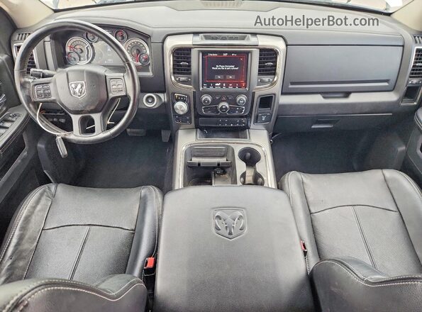 1C6RR7MT6JS256697 2018 RAM 1500 White Dashboard view