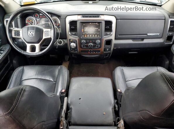 1C6RR7NG0GS314216 2016 RAM 1500 Charcoal Widok deski rozdzielczej