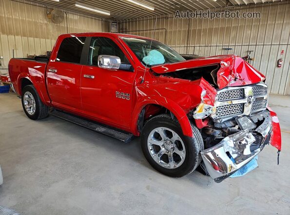 1C6RR7NG0JS318807 2018 RAM 1500 Red Delantero derecho