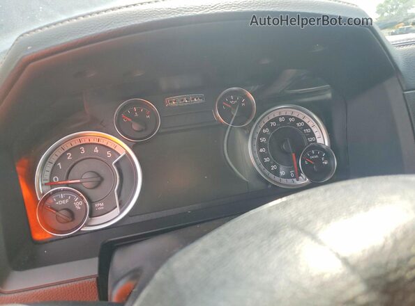 1C6RR7NM3HS877655 2017 RAM 1500 Black Widok zestawu wskaźników