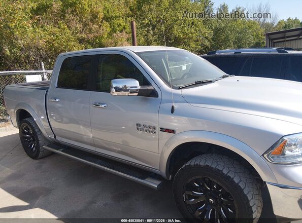 1C6RR7NM3JS254722 2018 RAM 1500 Silver Vista interior trasera