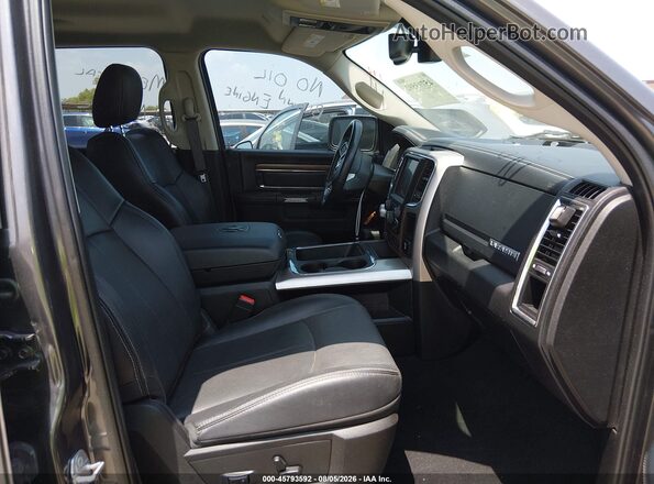 1C6RR7NM3JS354691 2018 RAM 1500 Gray Front interior view